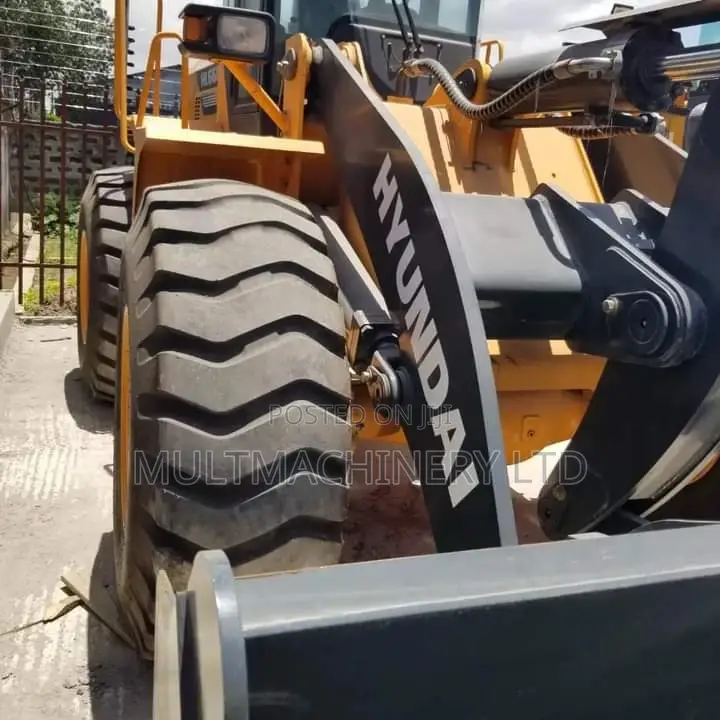 Hyundai Hl660/665 Wheel Loader