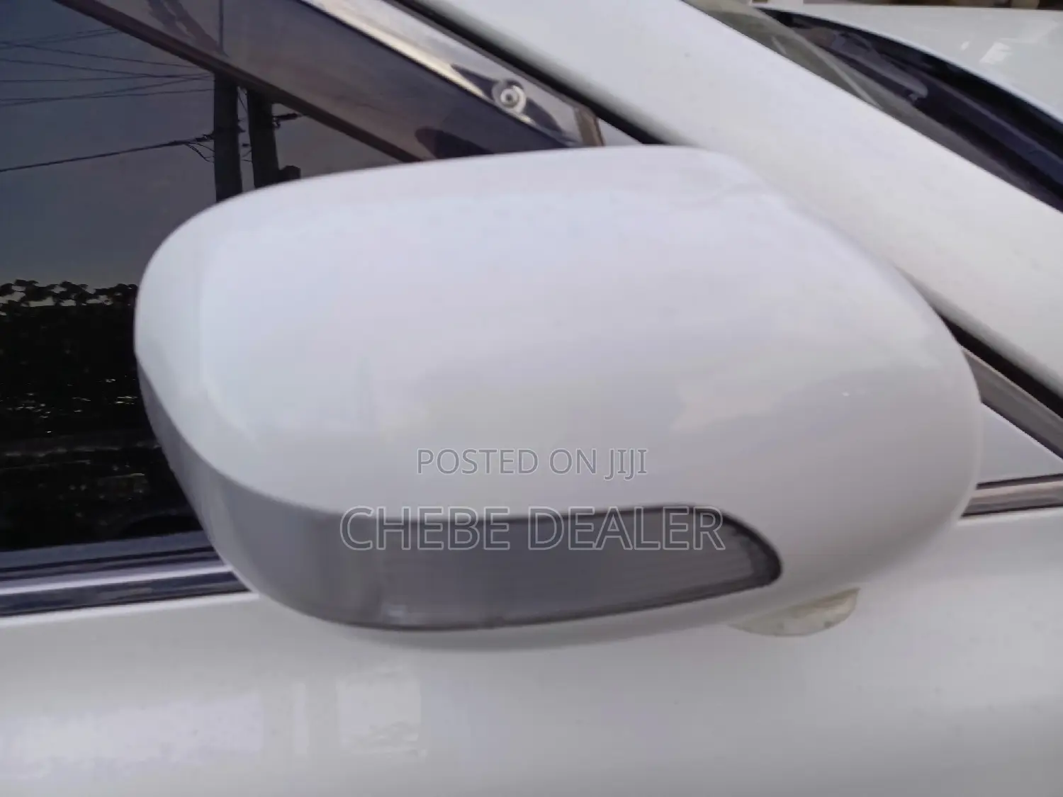 Toyota Crown Royale 2005 White