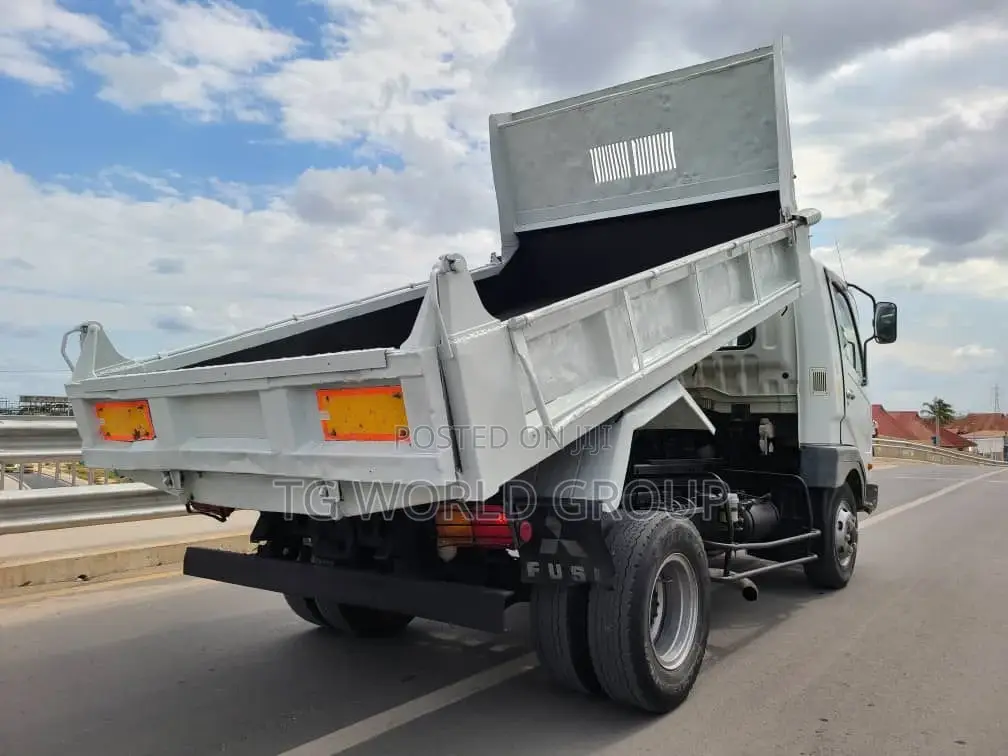 Mitsubishi Fuso Fighter Dump - 6D16