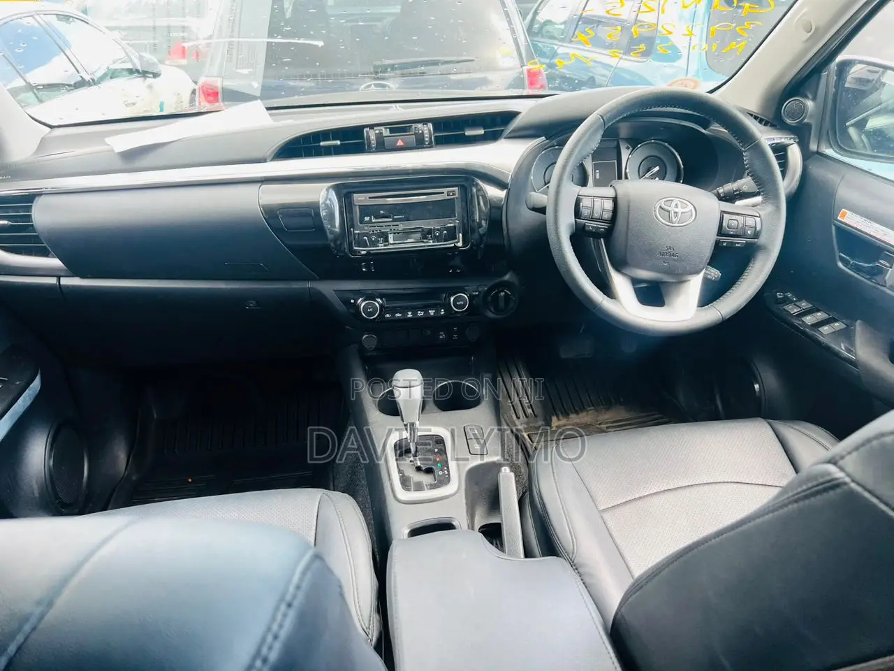 Toyota Hilux 2020 Gray