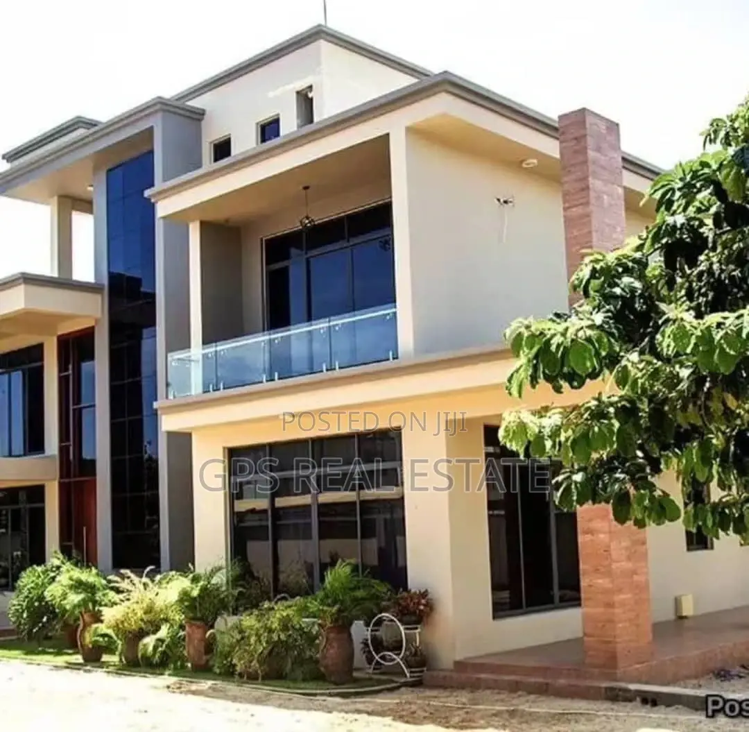 5bdrm House in Kunduchi Beach, Kinondoni for sale