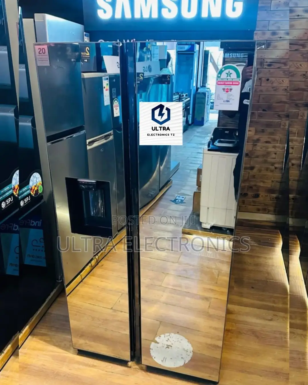 Original BLACK SAMSUNG Fridge RS 24 With Mirror and 635L
