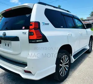 Toyota Land Cruiser Prado 2021 White