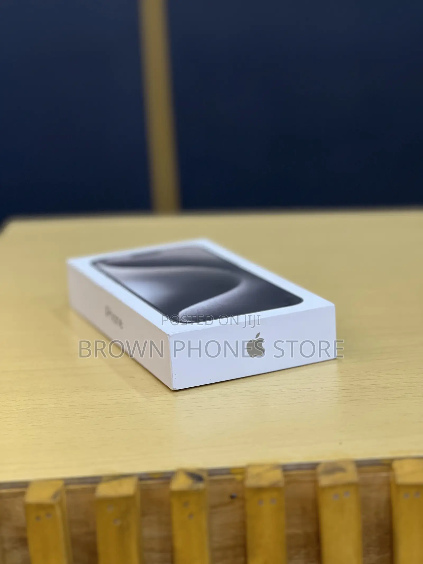 New Apple iPhone 15 Pro Max 256 GB