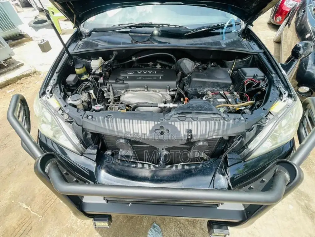 Toyota Harrier 2.4 4WD 2007 Black