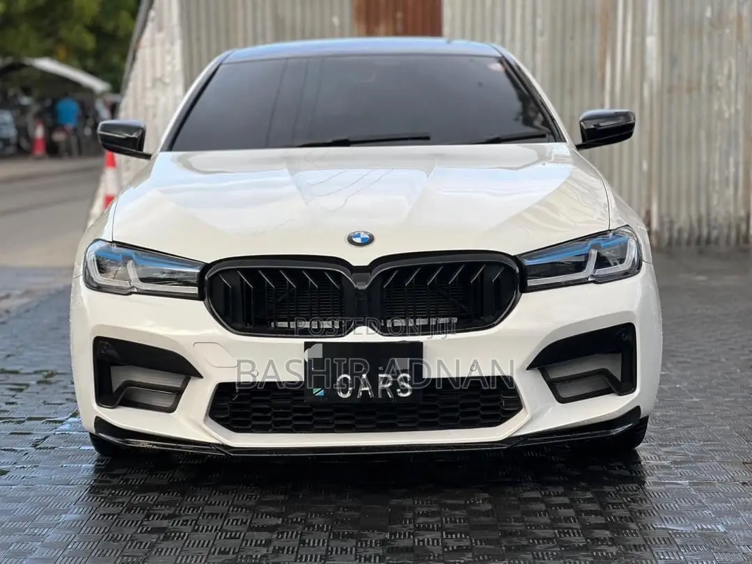 BMW 520i 2015 White