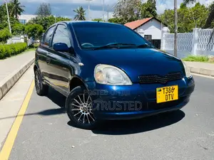 Toyota Vitz 1.0 FWD 3dr 2002 Blue