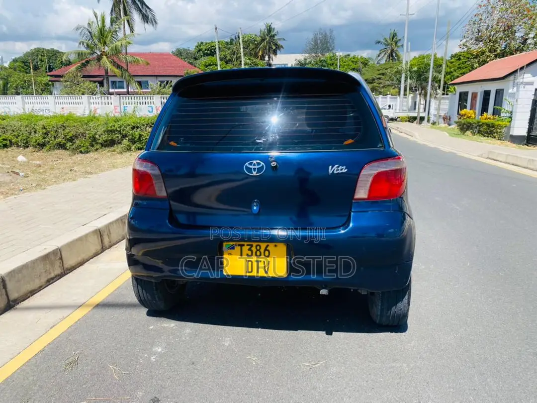 Toyota Vitz 1.0 FWD 3dr 2002 Blue