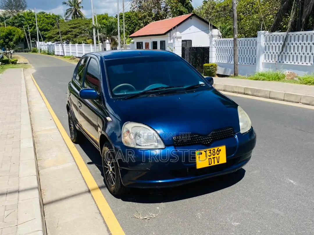Toyota Vitz 1.0 FWD 3dr 2002 Blue