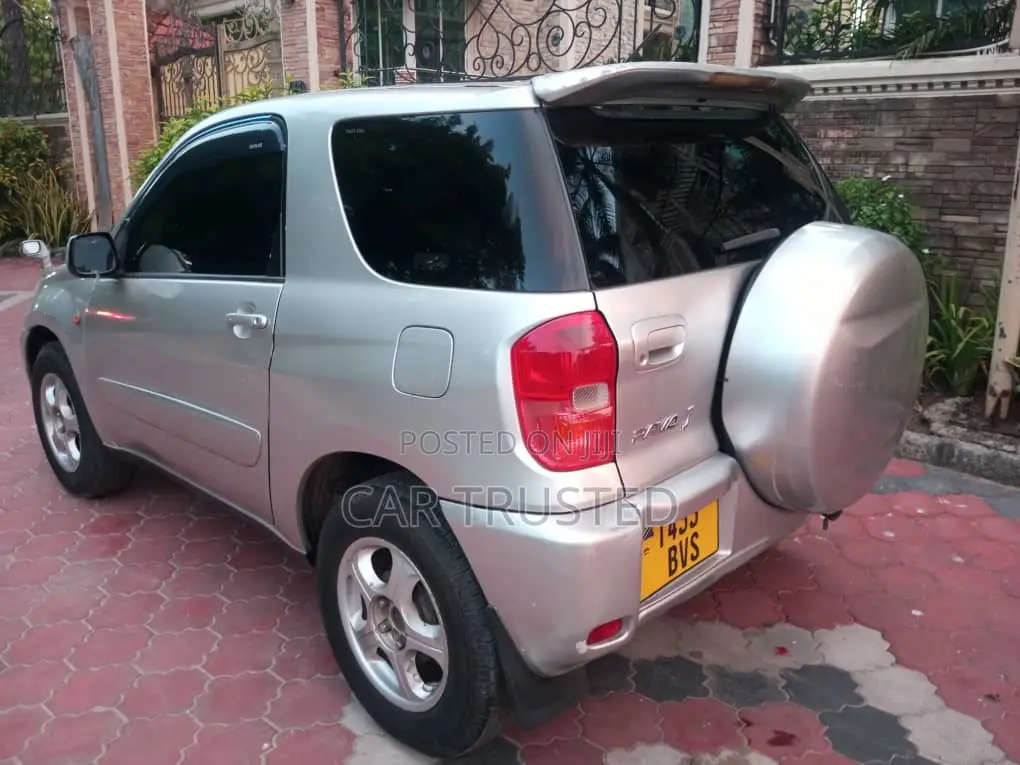Toyota RAV4 1.8 2004 Silver