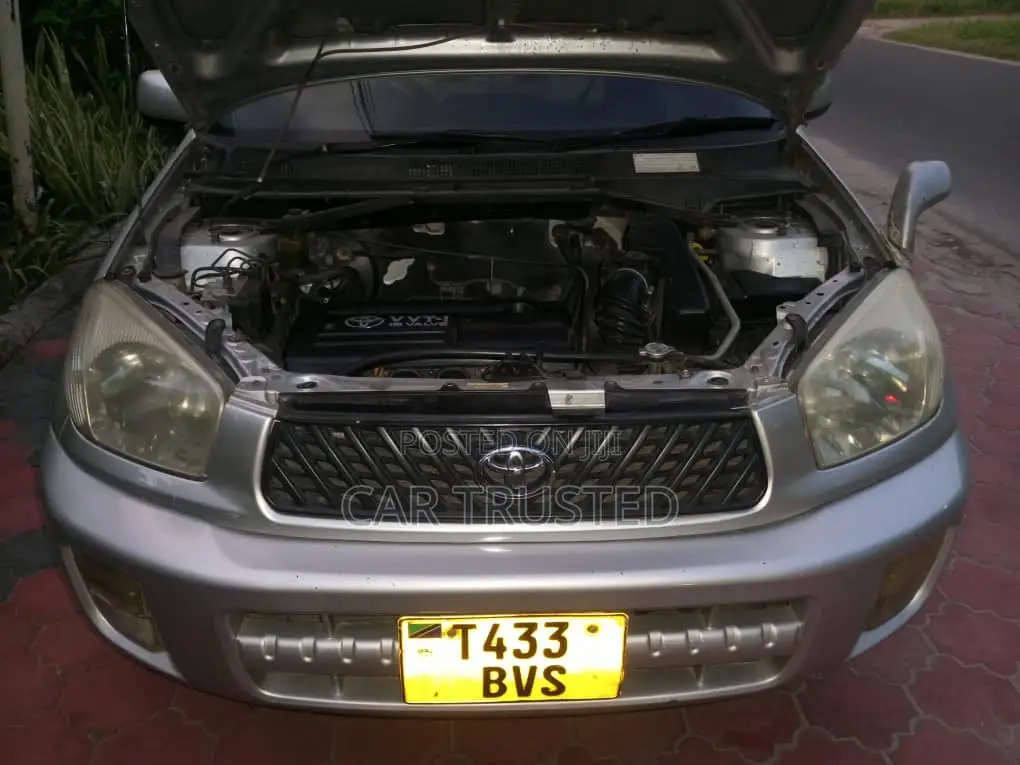 Toyota RAV4 1.8 2004 Silver
