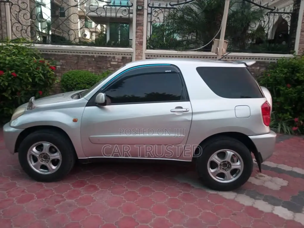 Toyota RAV4 1.8 2004 Silver
