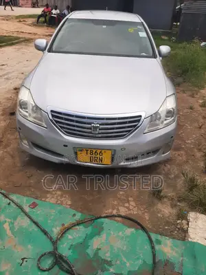 Toyota Crown 2008 Silver