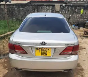 Toyota Crown 2008 Silver