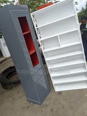 Shoe Rack Na Kabati La Nguo