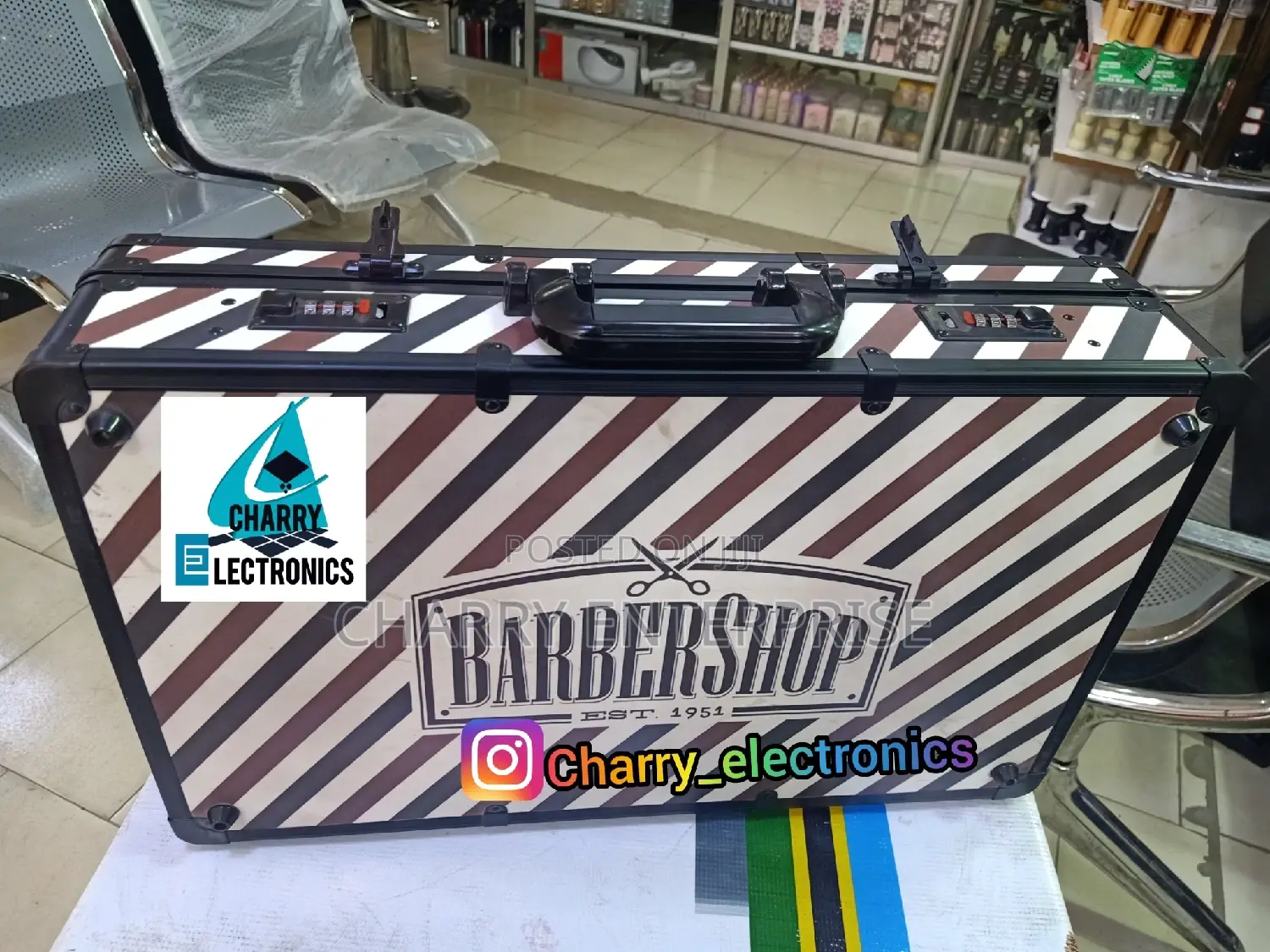 Best Material Portable SALOON EQUIPMENTS Bag / Box