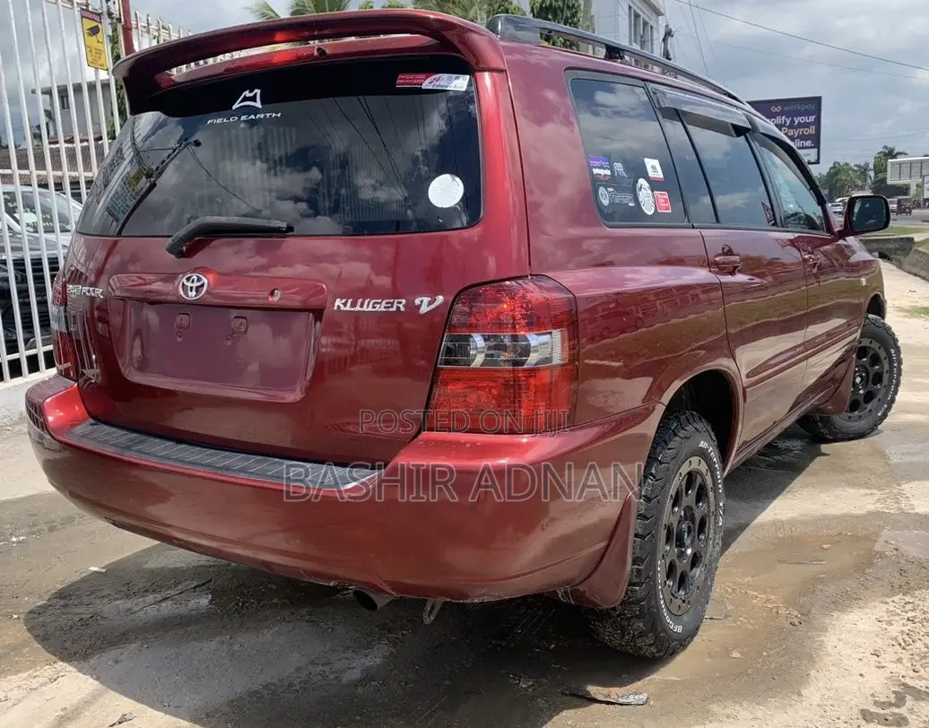 Toyota Kluger 2004 Red