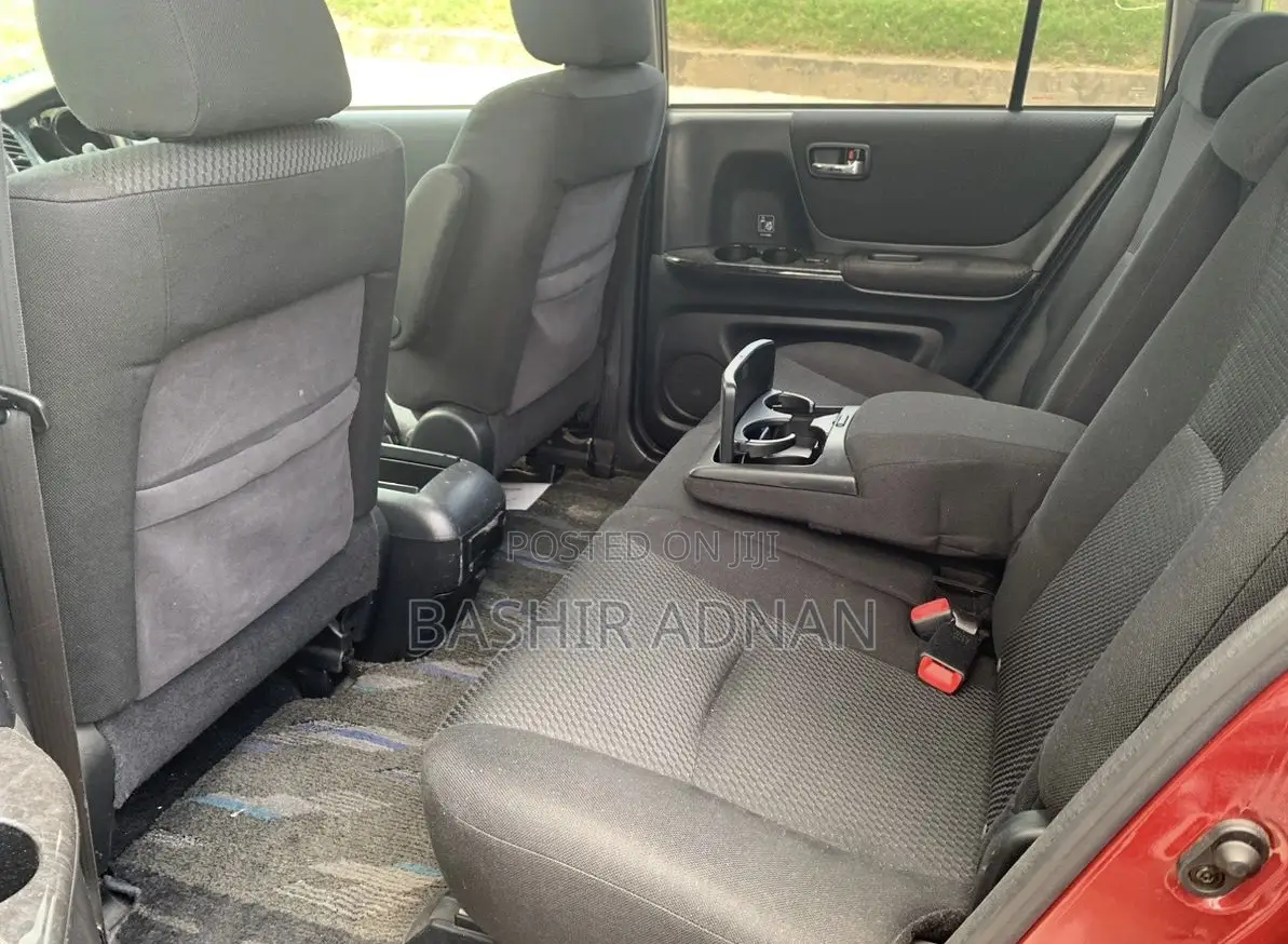 Toyota Kluger 2004 Red