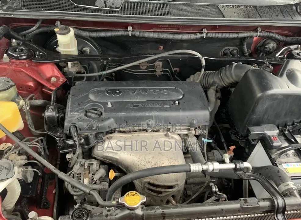 Toyota Kluger 2004 Red