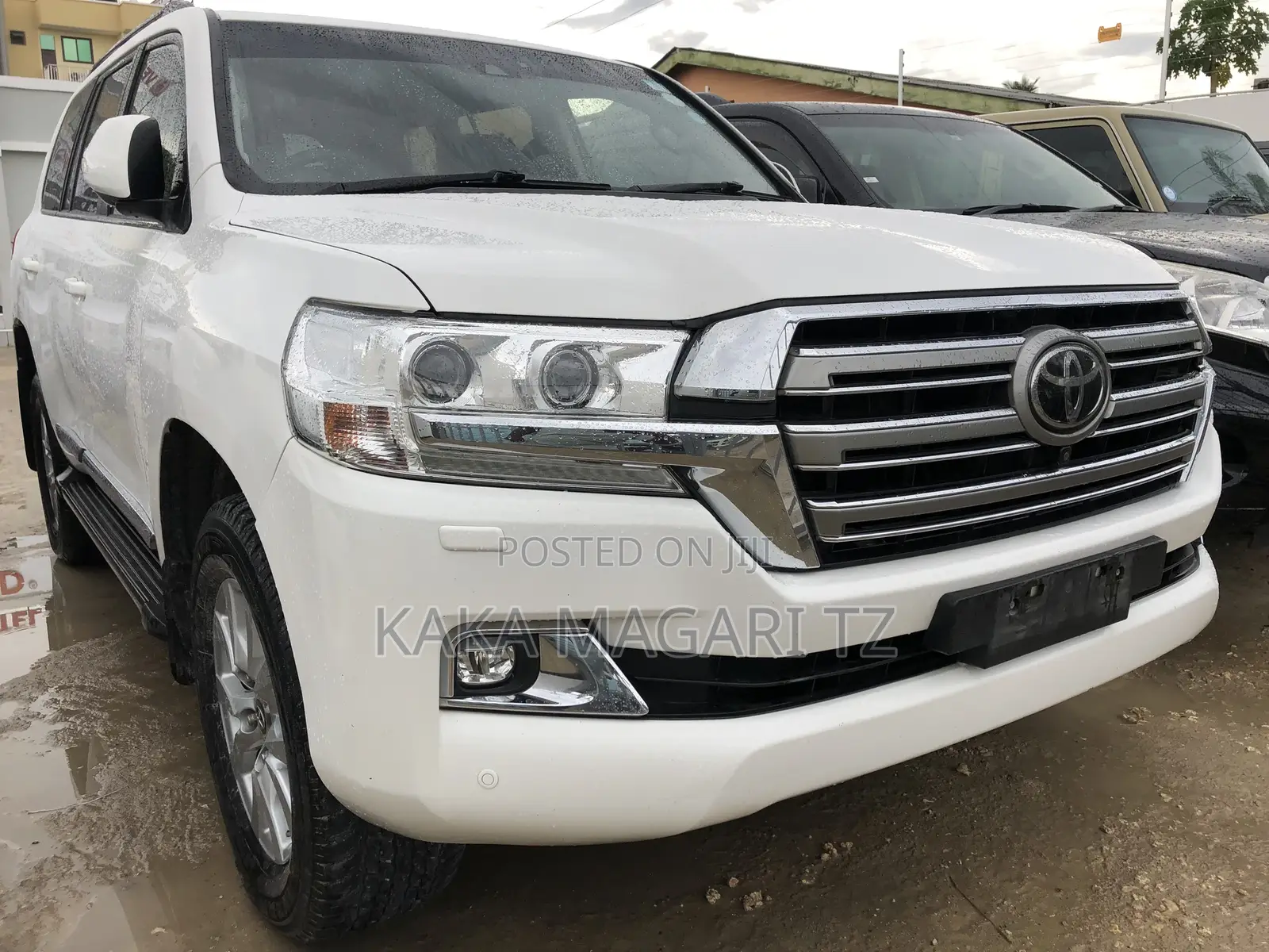 Toyota Land Cruiser 2017 White