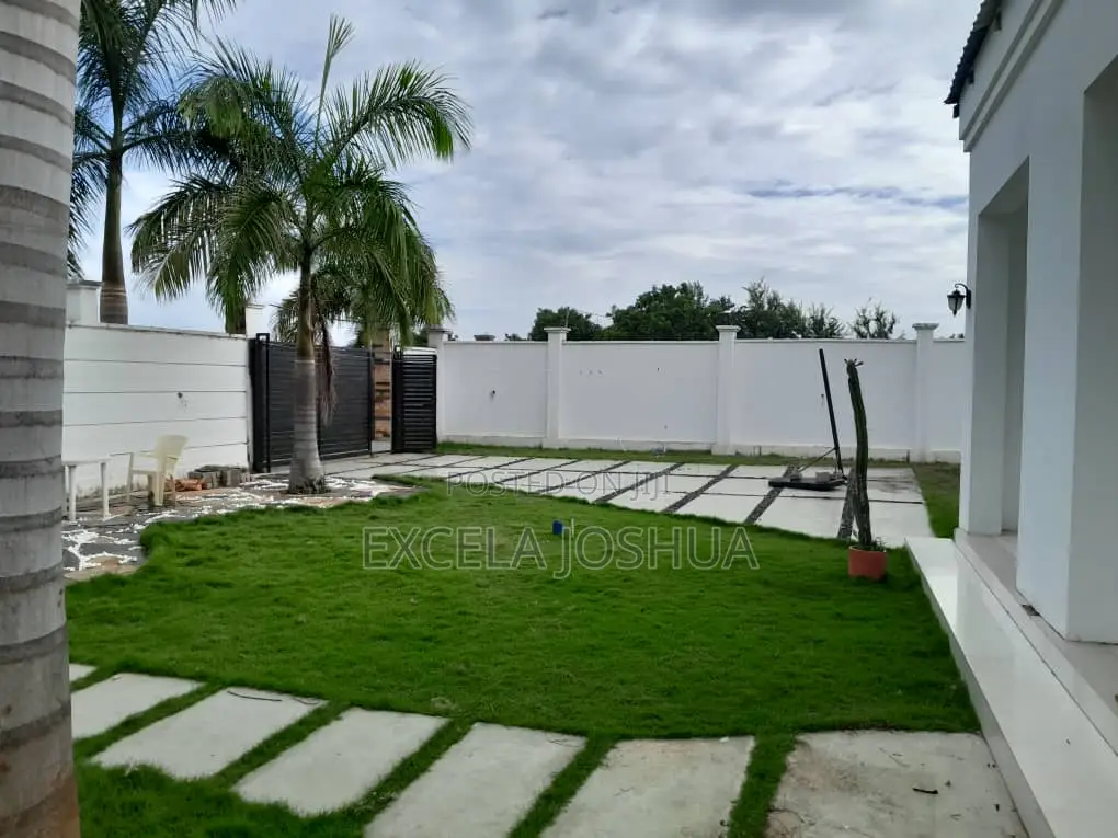 3bdrm House in Excela Joshua, Mbweni for sale