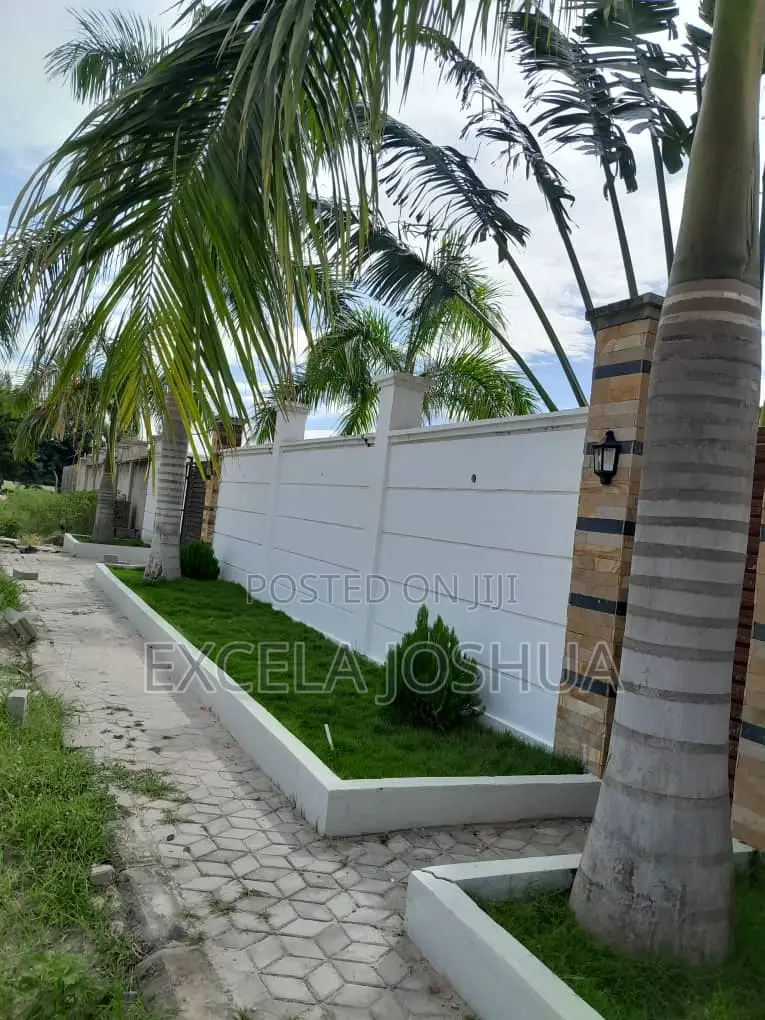 3bdrm House in Excela Joshua, Mbweni for sale
