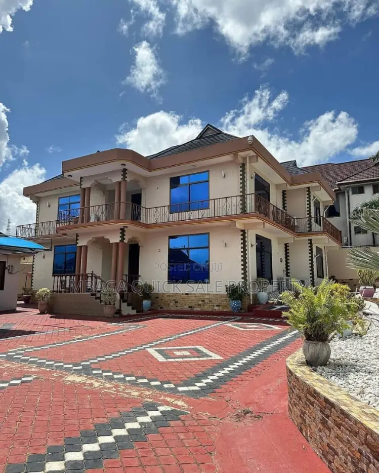 4bdrm House in Salasala, Mbezi for rent