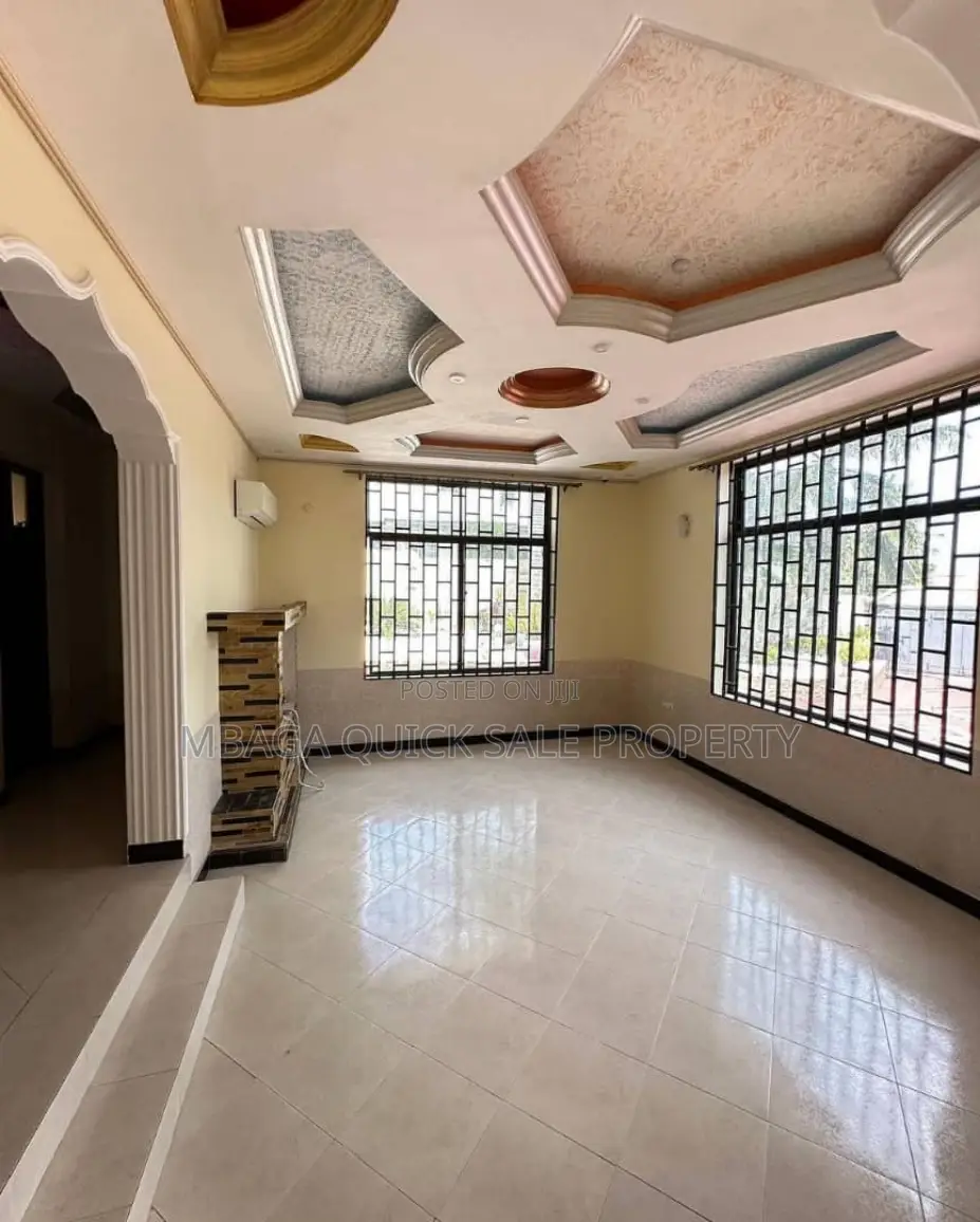 4bdrm House in Salasala, Mbezi for rent