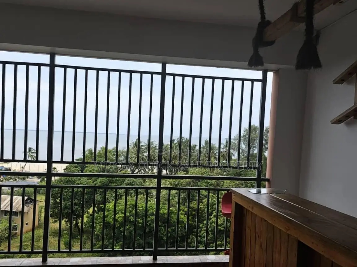 4bdrm Apartment in Mikocheni for sale