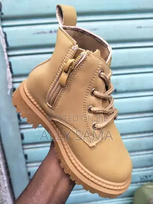 Our Kids Unisex.Boots Brown