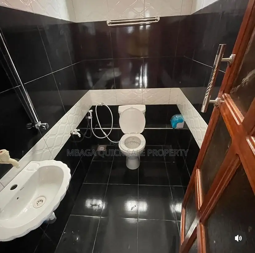 3bdrm House in Kigamboni Kibada for sale