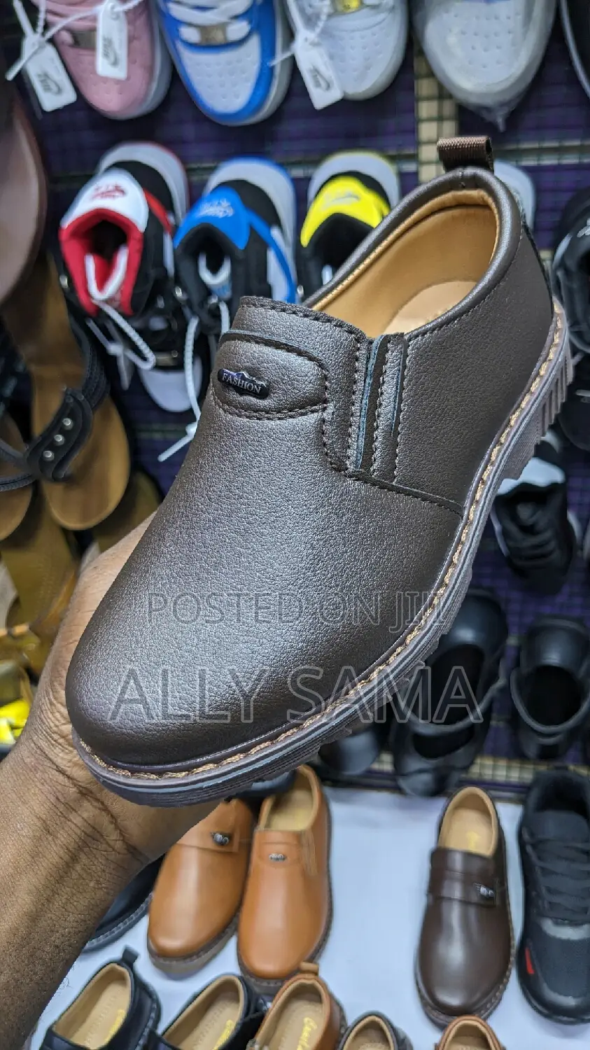 Kids Boys Loafers Coffee