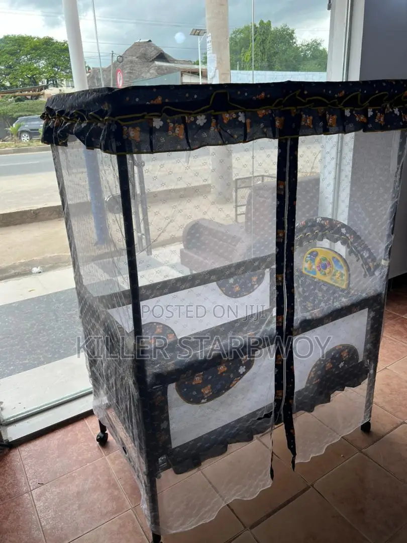 Kitanda Cha Mtoto Mdogo Kizur Sana