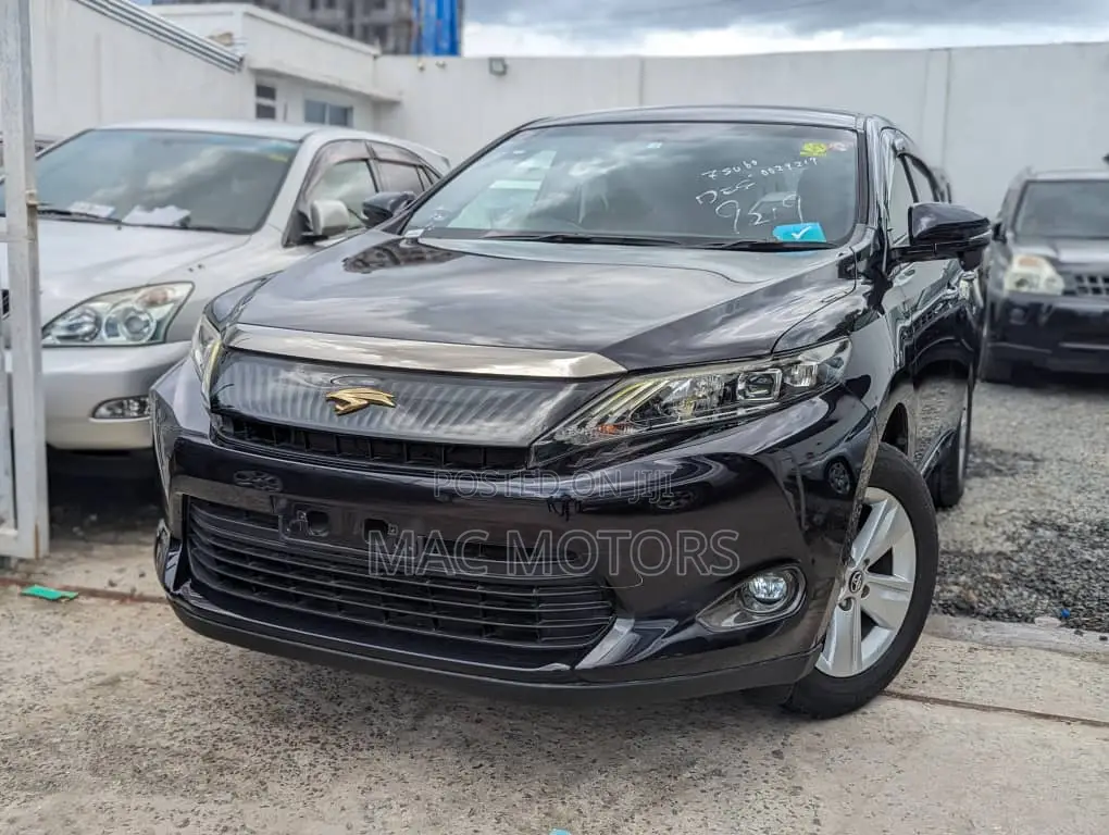 Toyota Harrier 2.0 2016 Matt Black