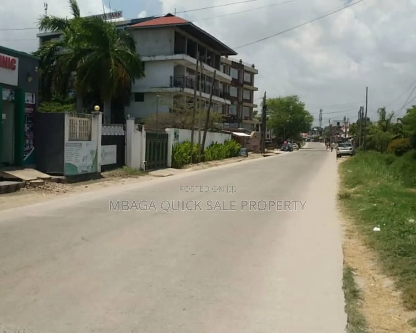 12bdrm House in Mikocheni for rent