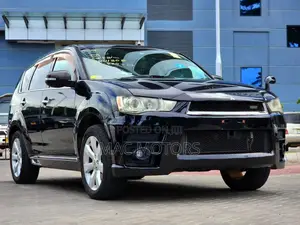 Mitsubishi Outlander 2012 Black