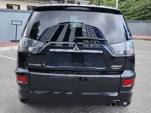 Mitsubishi Outlander 2012 Black