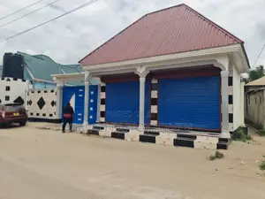 4bdrm House in Dalalipapaatzseven, Mbagala for sale