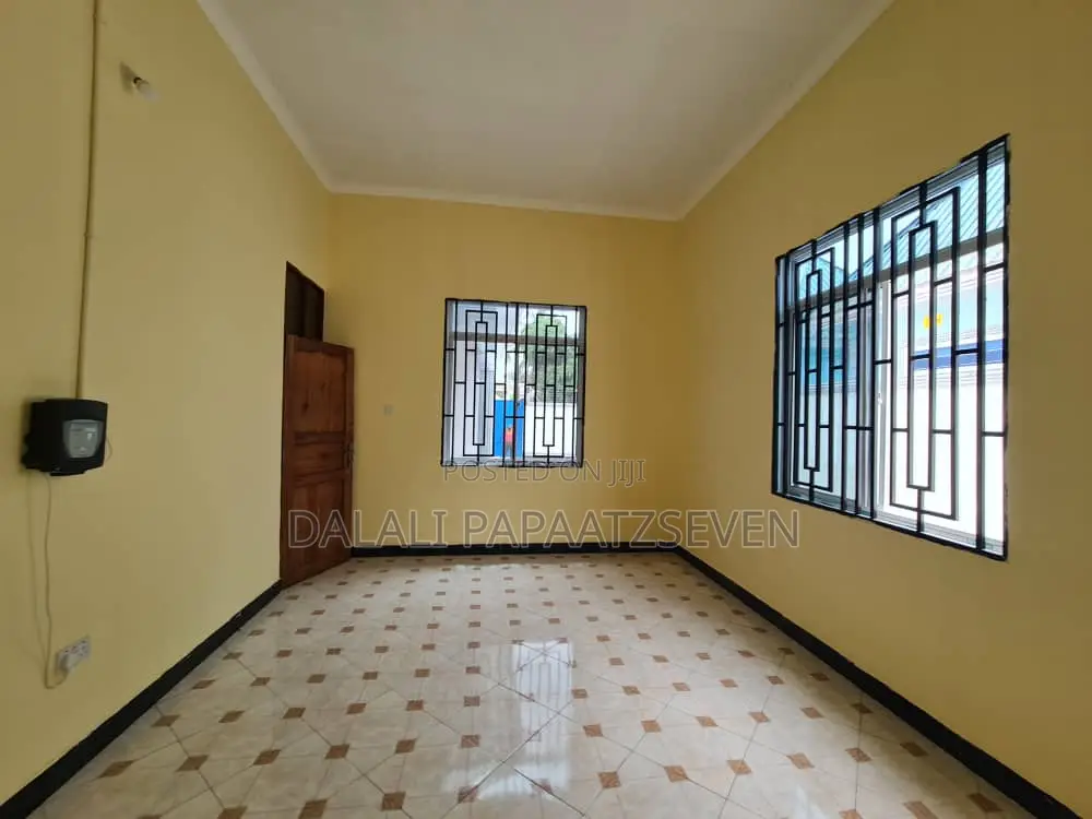 4bdrm House in Dalalipapaatzseven, Mbagala for sale