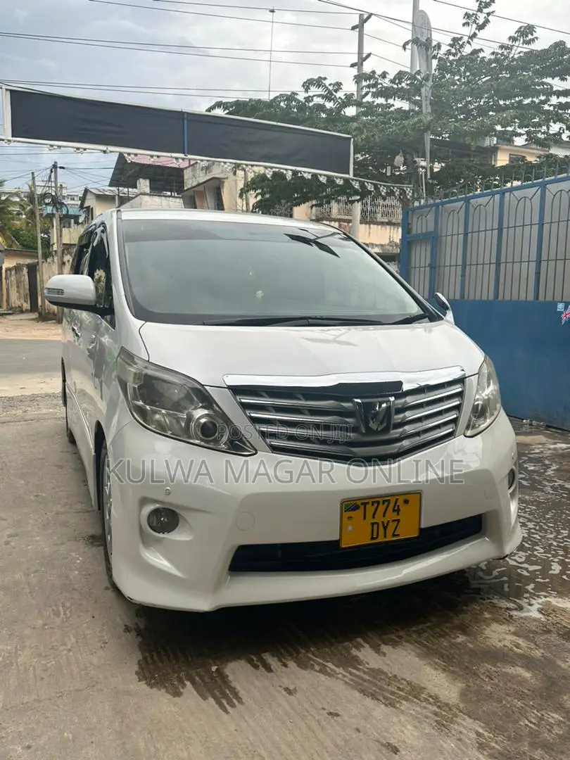 Toyota Alphard 2009 White