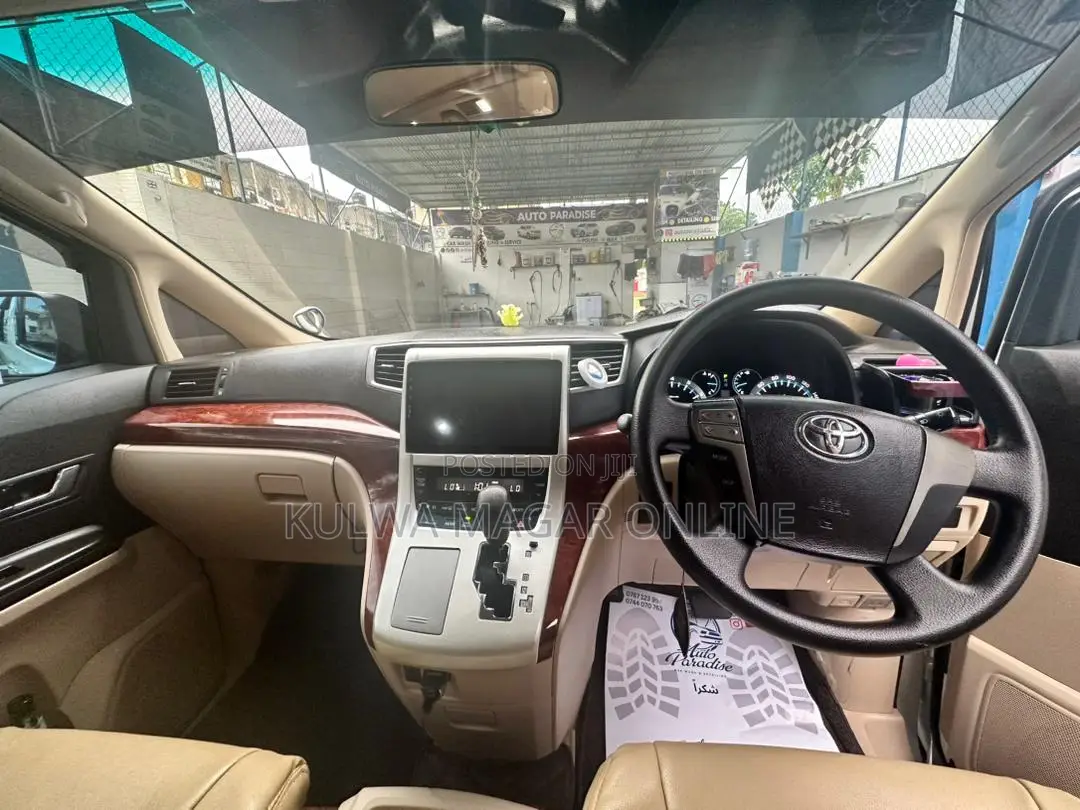 Toyota Alphard 2009 White