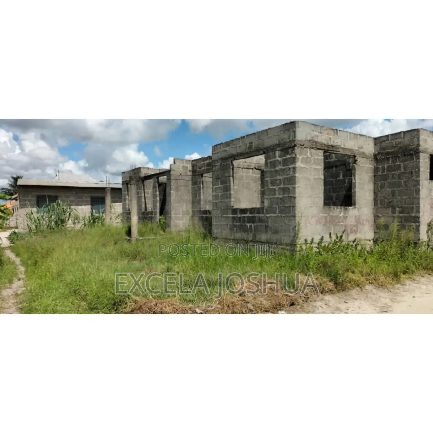 3bdrm House in Excela Joshua, Msongola for sale