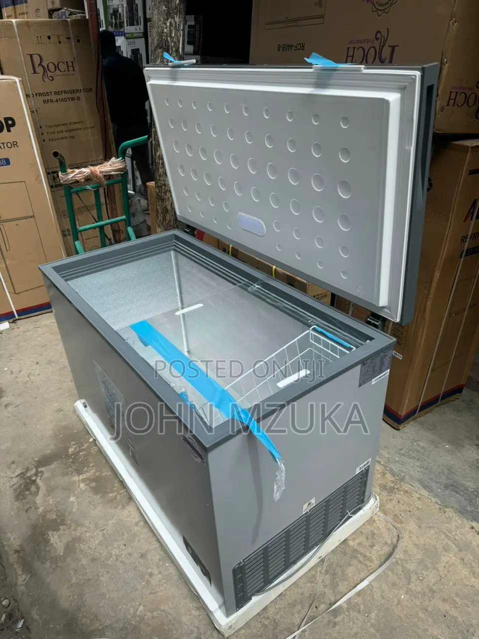 Freezer Kampuni Ya Roch Liter 250, Cheap Price,