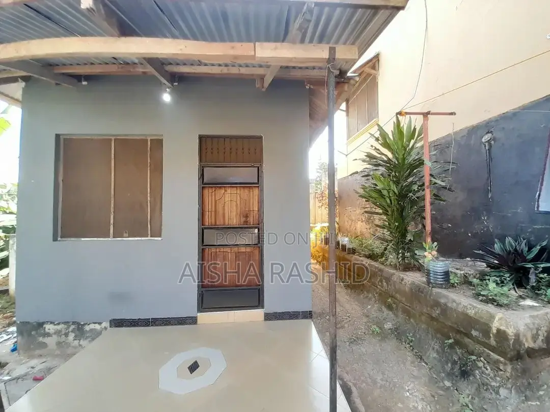 1bdrm Apartment in Kimara for rent