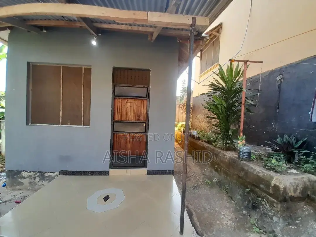 1bdrm Apartment in Kimara for rent