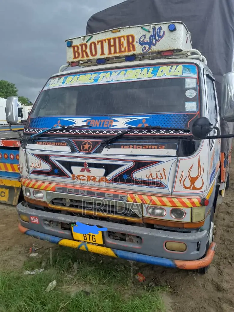 Canter Mitsubishi