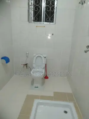 3bdrm House in Dalalipapaatzseven, Kinondoni for rent