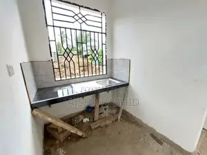 1bdrm Apartment in Kimara for rent