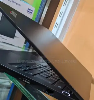 Laptop Lenovo ThinkPad E14 Gen 4 8GB Intel Core I5 SSD 256GB