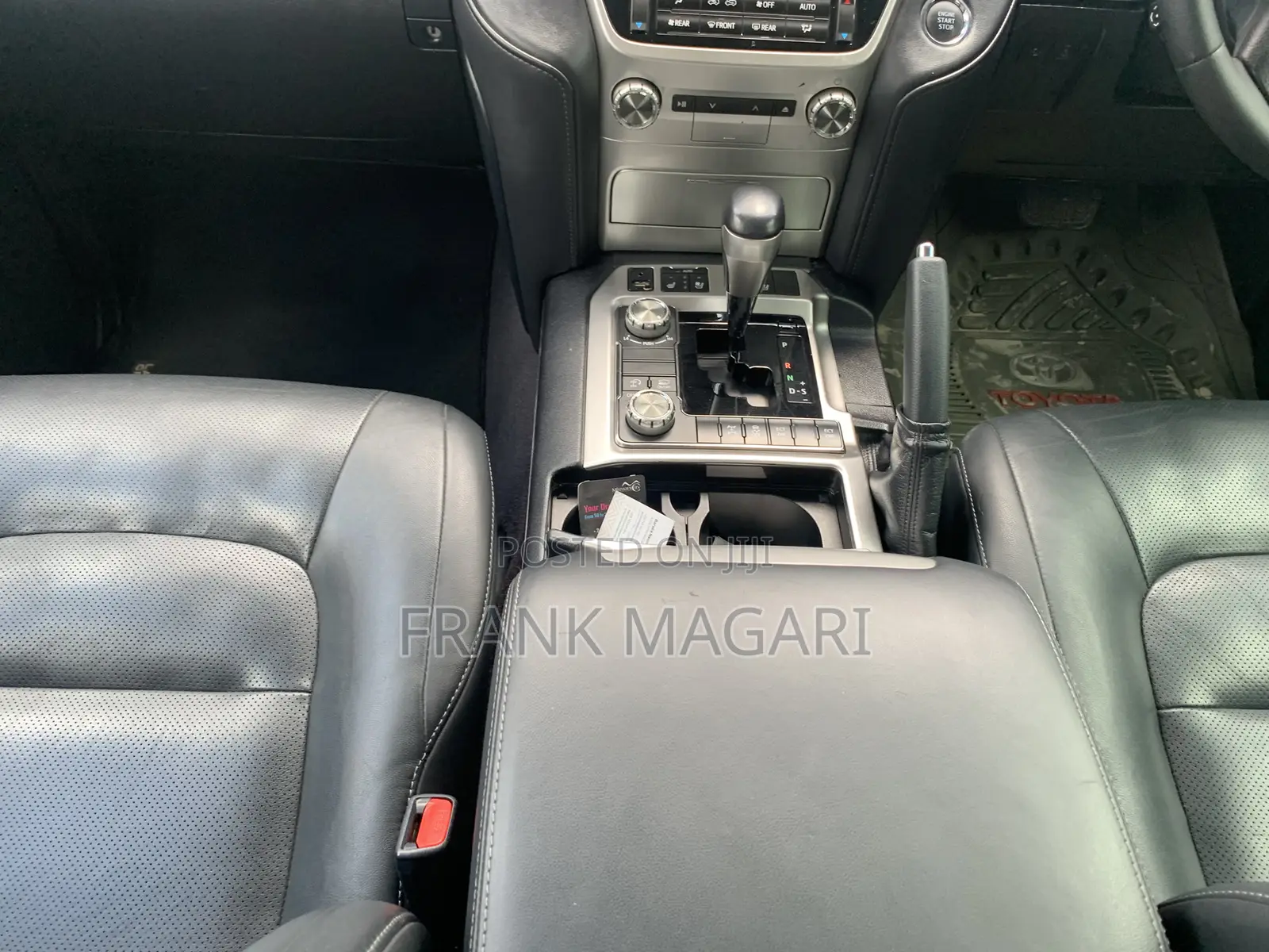 Toyota Land Cruiser 4.5 V8 VXR 2017 White
